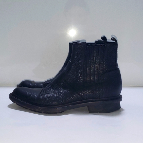 BALENCIAGA - Black Leather Chelsea Boots - Picture 4 of 11